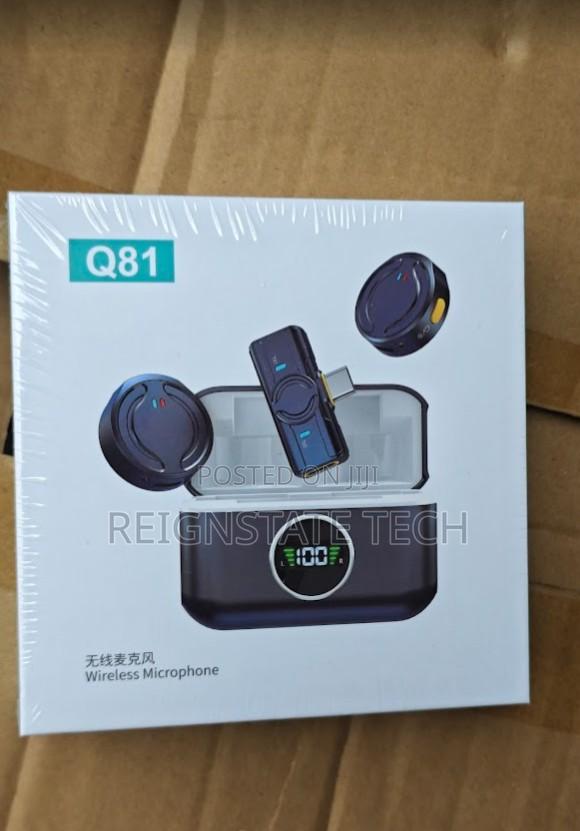 Q81 Wireless Microphone – Dual Mic With Charging Case - main view