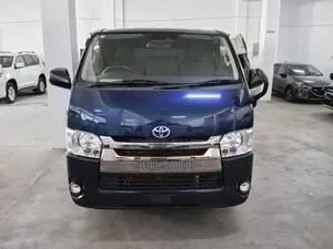 Toyota HiAce 2019 Blue