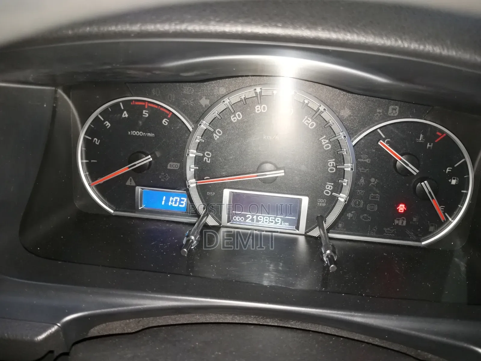 Toyota HiAce 2019 Blue