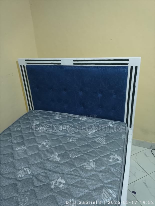 Black Chester Bed 5x6