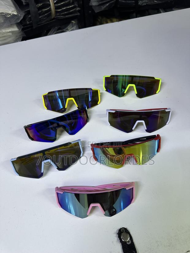Kids Sunglasses - thumbnail 2