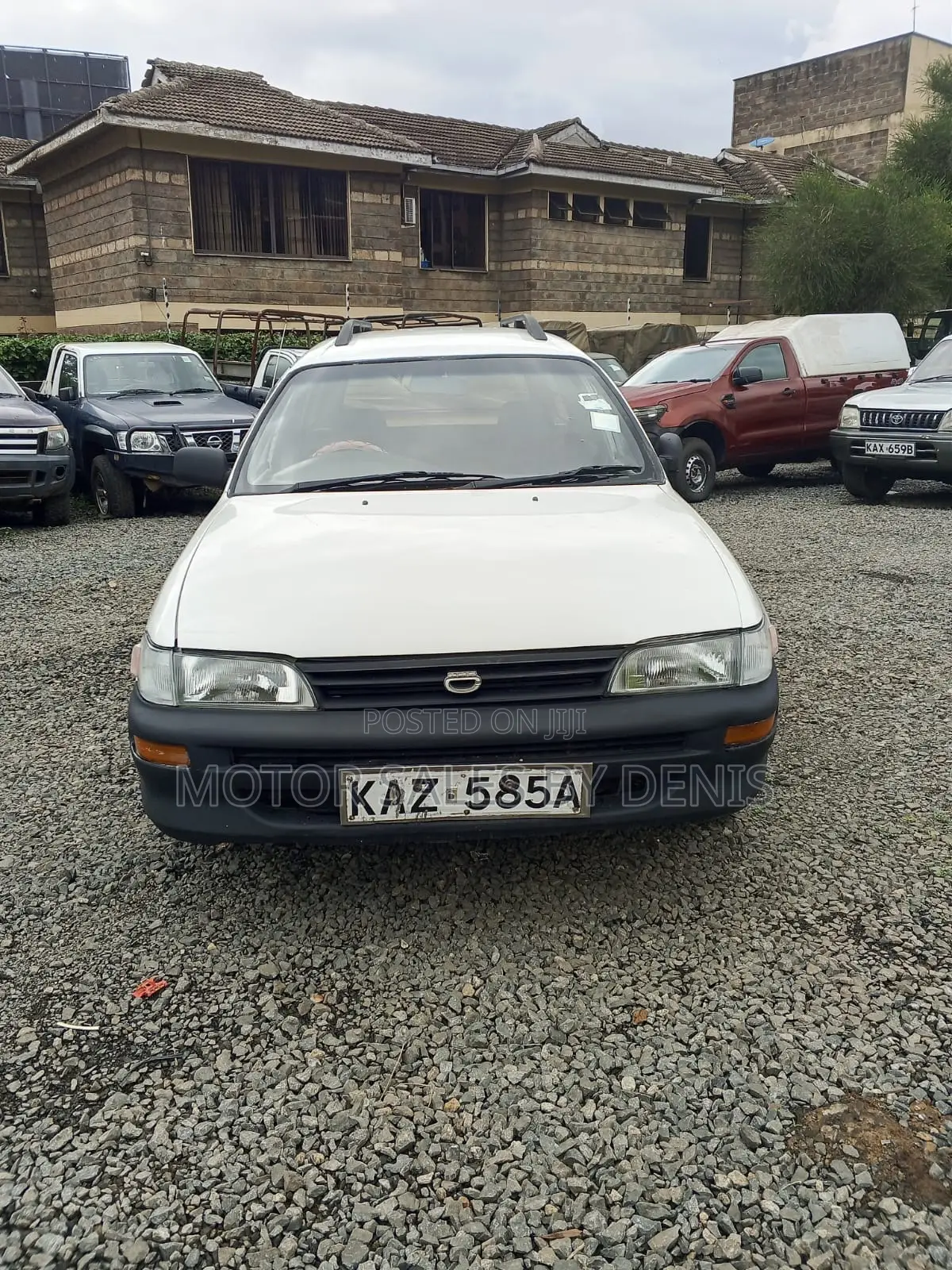 Toyota Corolla G-Touring 1999 White