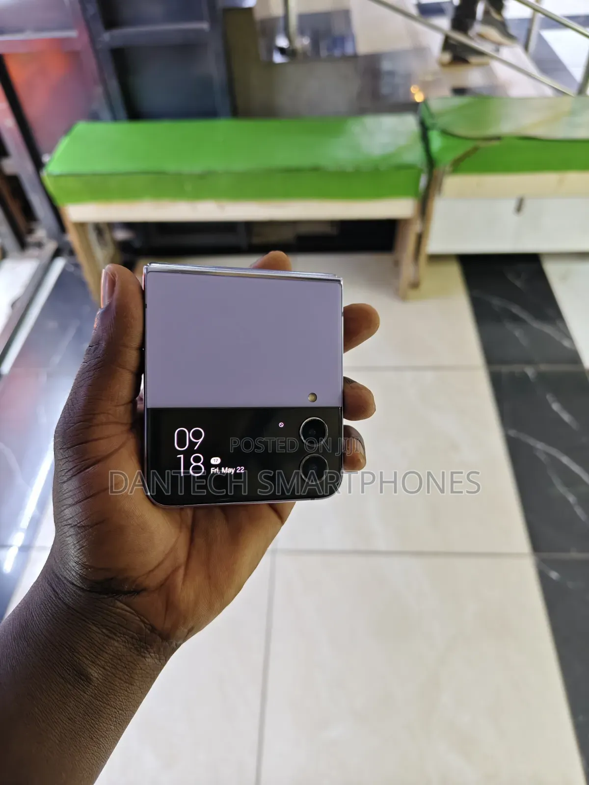 New Samsung Galaxy Z Flip4 256 GB Pink