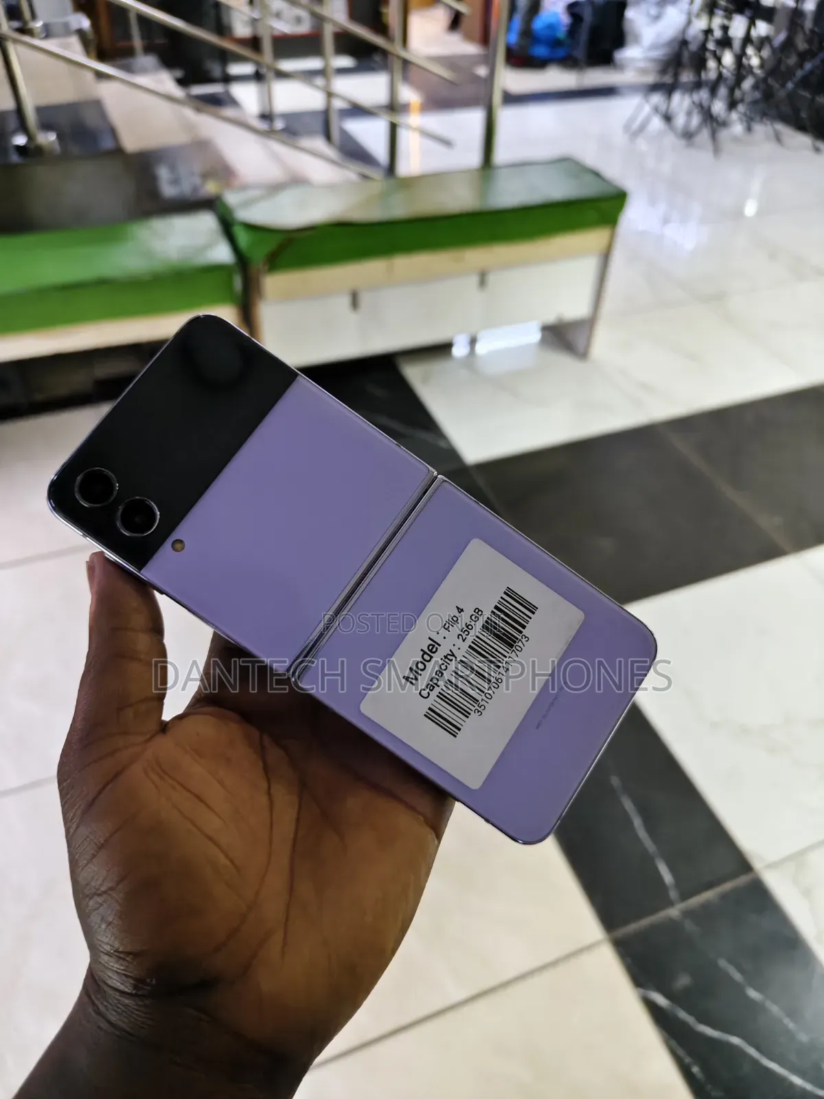 New Samsung Galaxy Z Flip4 256 GB Pink