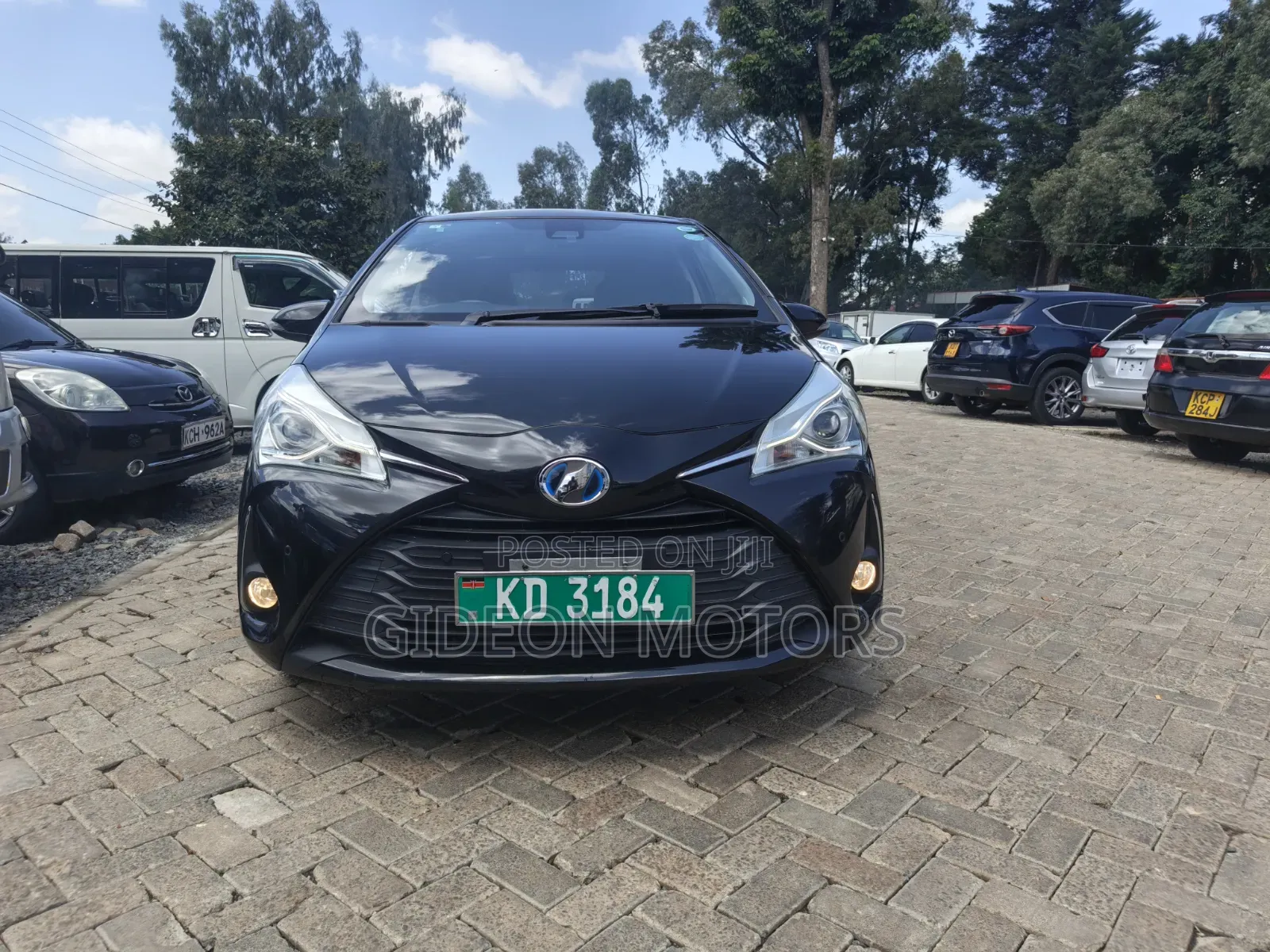 Toyota Vitz 2019 Black