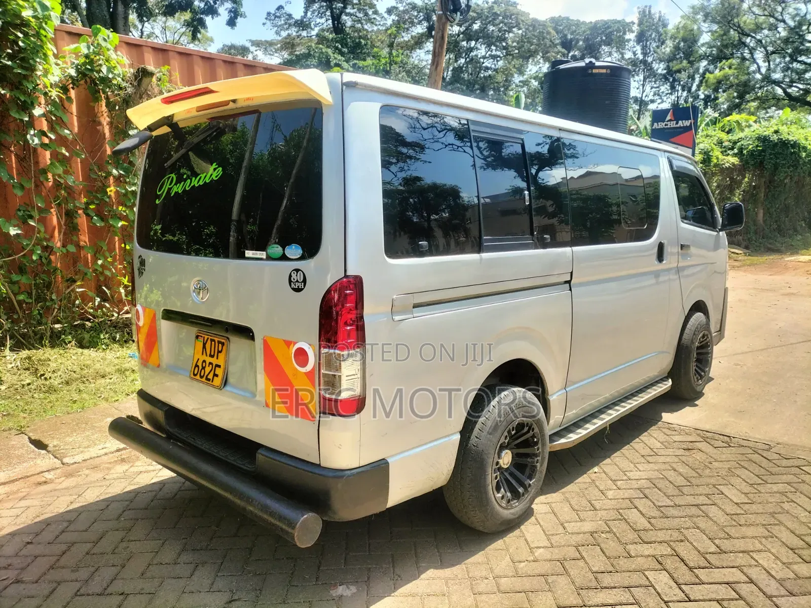 Toyota HiAce 2016 Silver