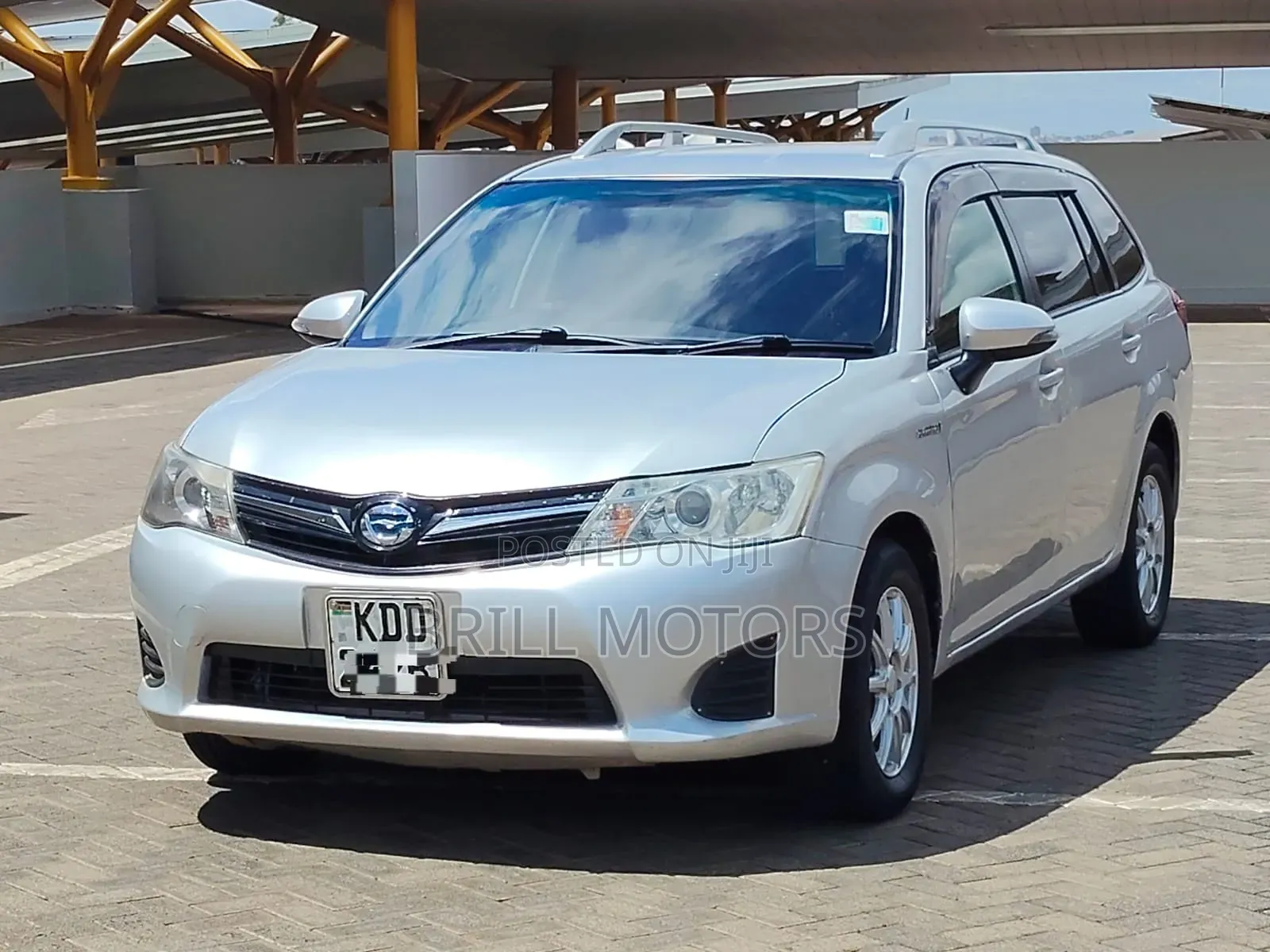 Toyota Corolla Fielder 2014 Silver