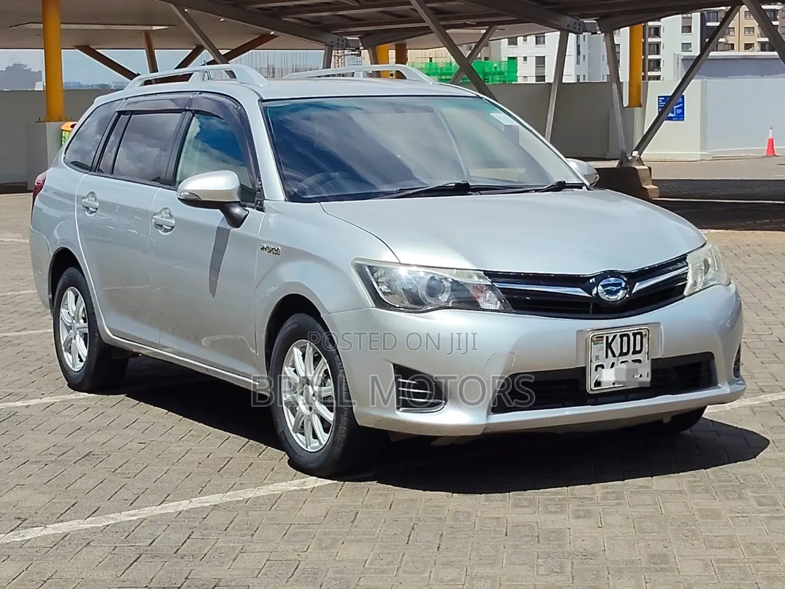 Toyota Corolla Fielder 2014 Silver