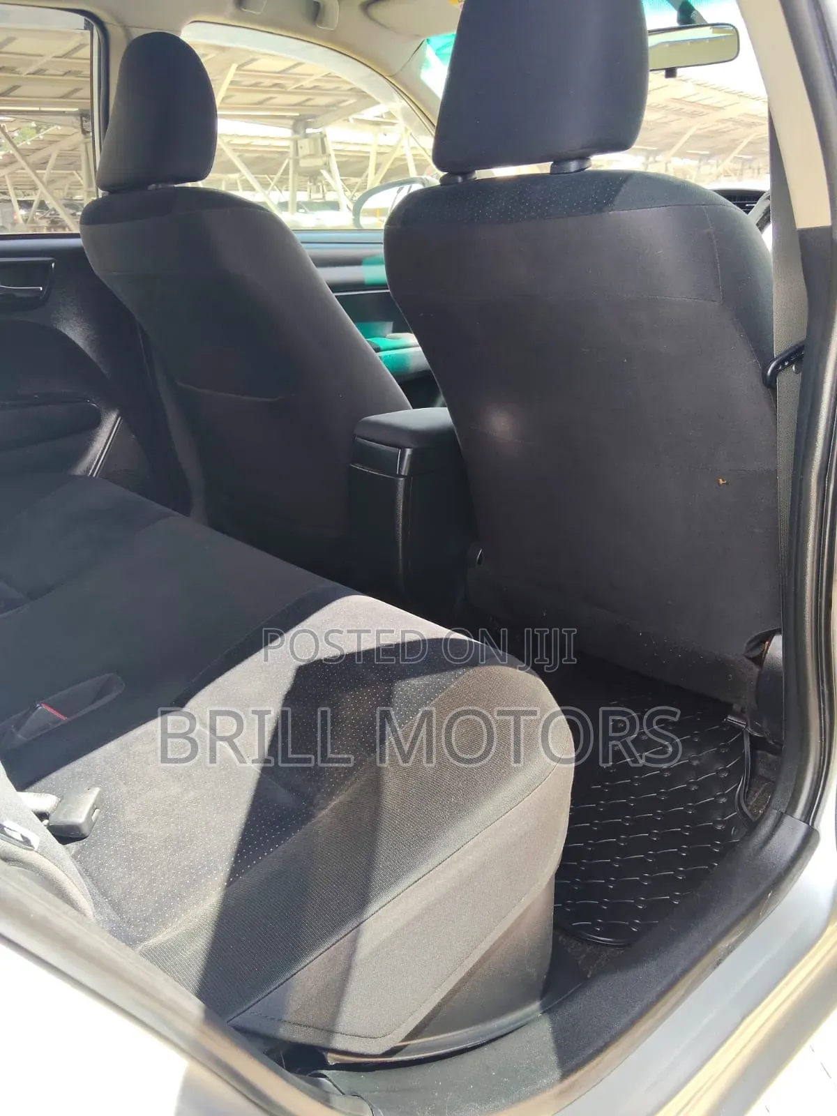 Toyota Corolla Fielder 2014 Silver