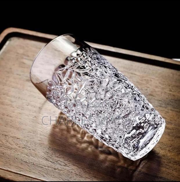 *Premium Modern Clear Transparent Glassware - main view