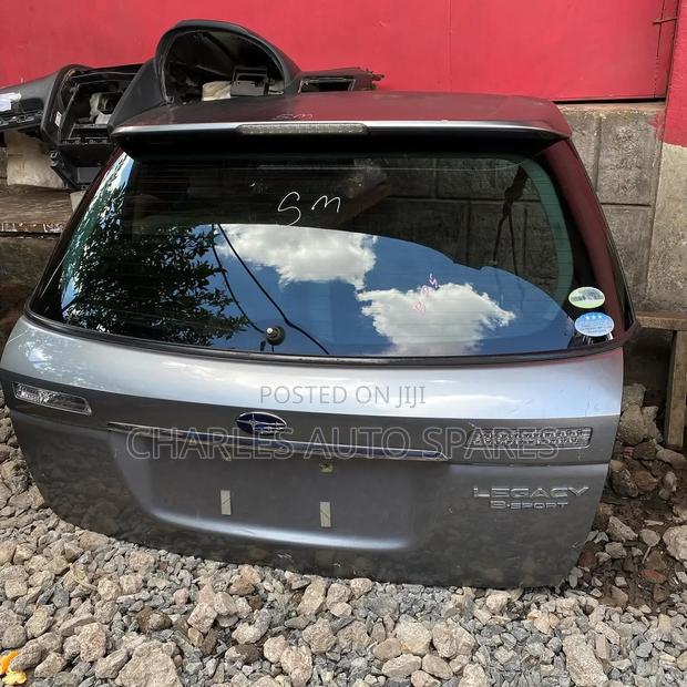 Subaru Legacy/Outback Tail Gates