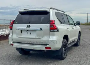 Toyota Land Cruiser Prado 2021