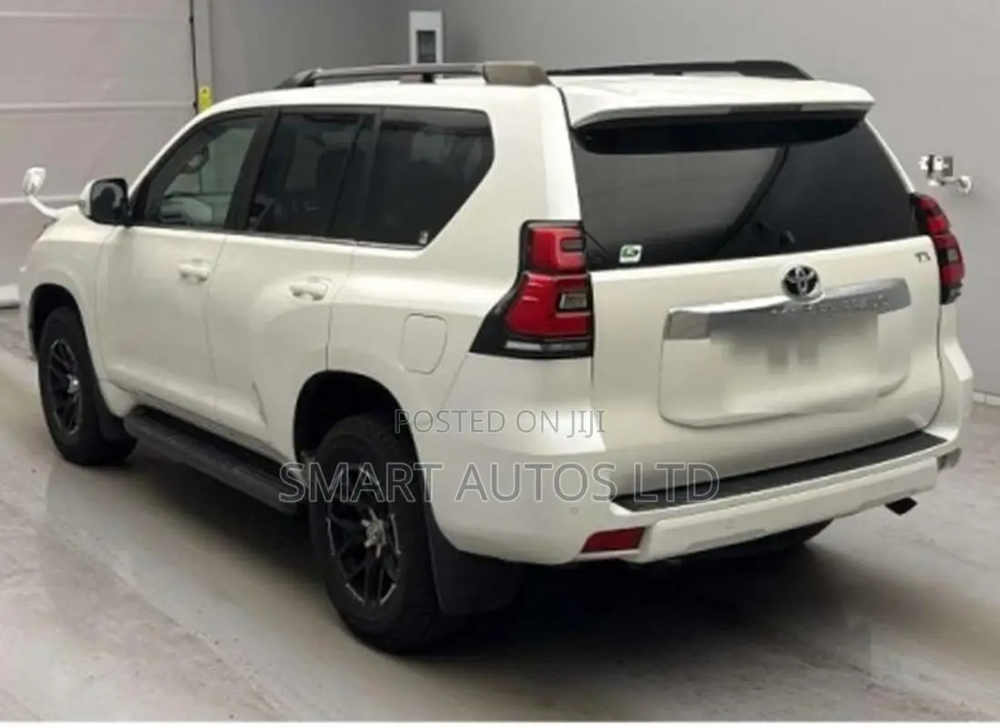 Toyota Land Cruiser Prado 2021