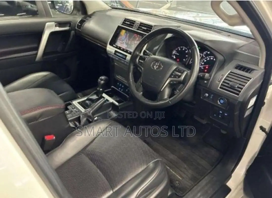 Toyota Land Cruiser Prado 2021