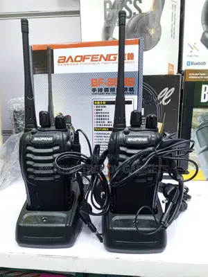 Baofeng Bf-888s Handheld Uhf Radio With Earpiece Set