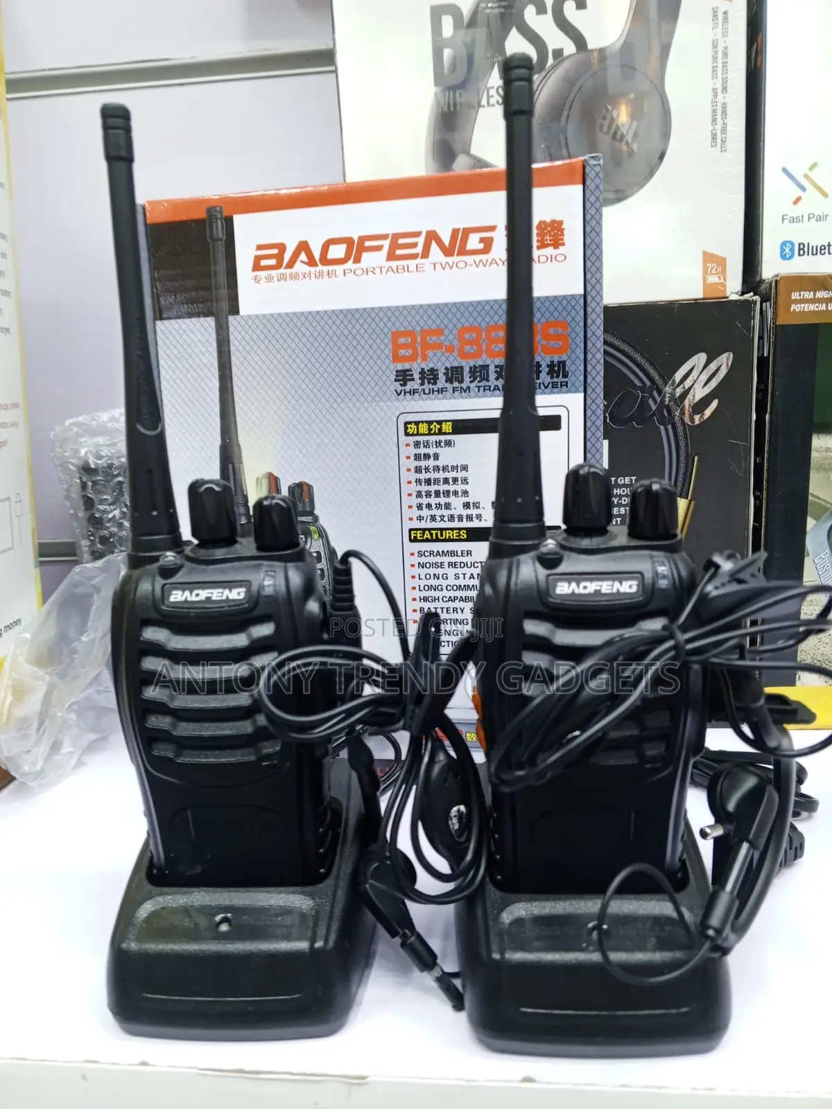 Bf-888s Rechargeable Walkie Talkie Flashlight Alarm Radio