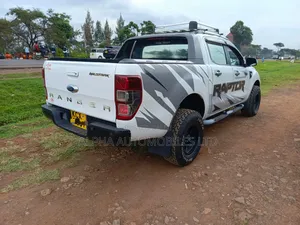 Ford Ranger Wildtrak 2012 White