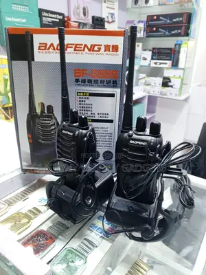Bf-888s Portable Walkie Talkie Pair With Charging Dock