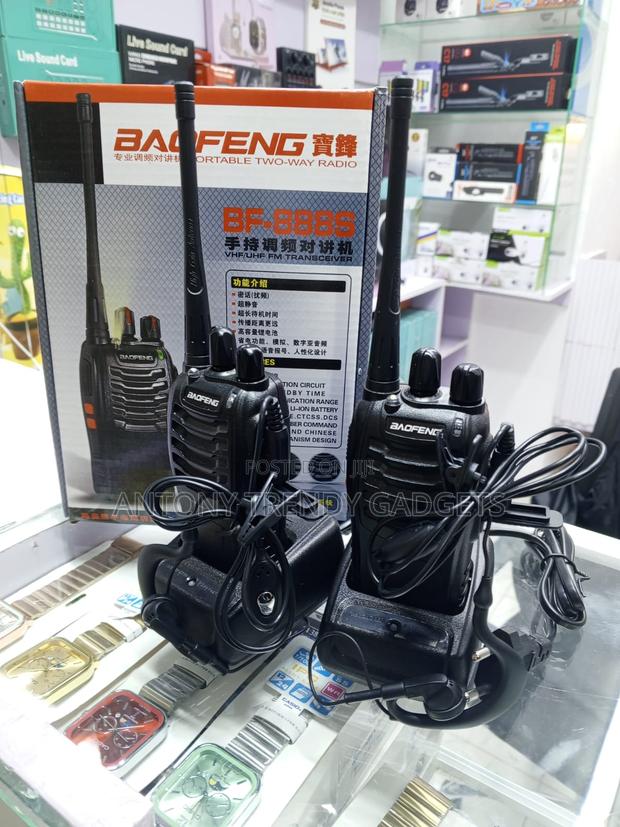Bf-888s Portable Walkie Talkie Pair With Charging Dock - thumbnail 3