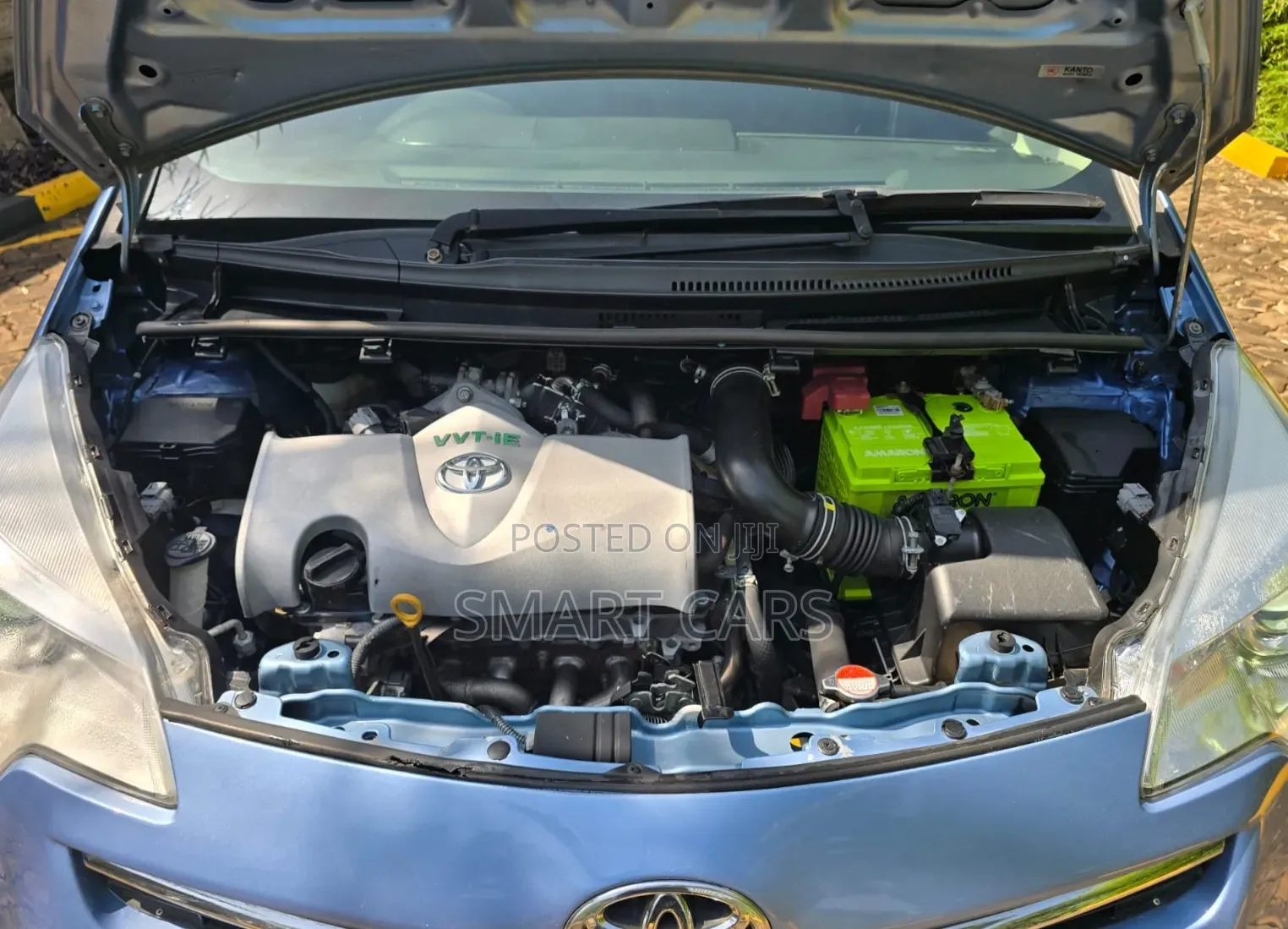 Toyota Ractis 2013 Blue