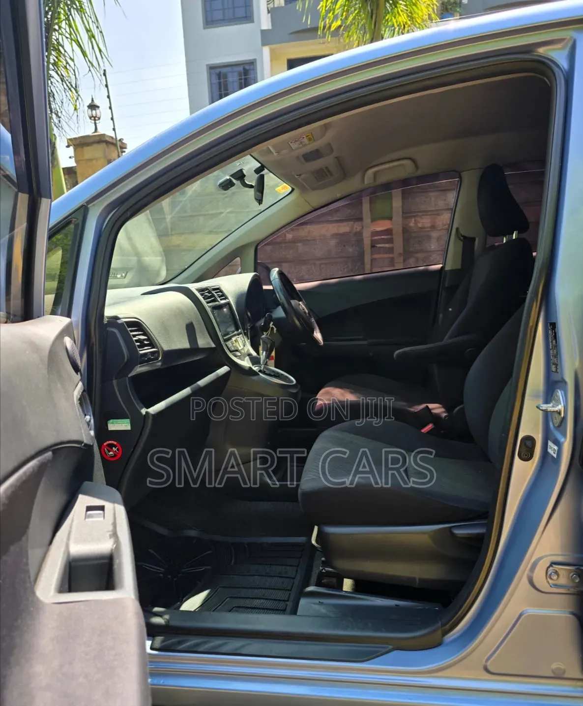 Toyota Ractis 2013 Blue