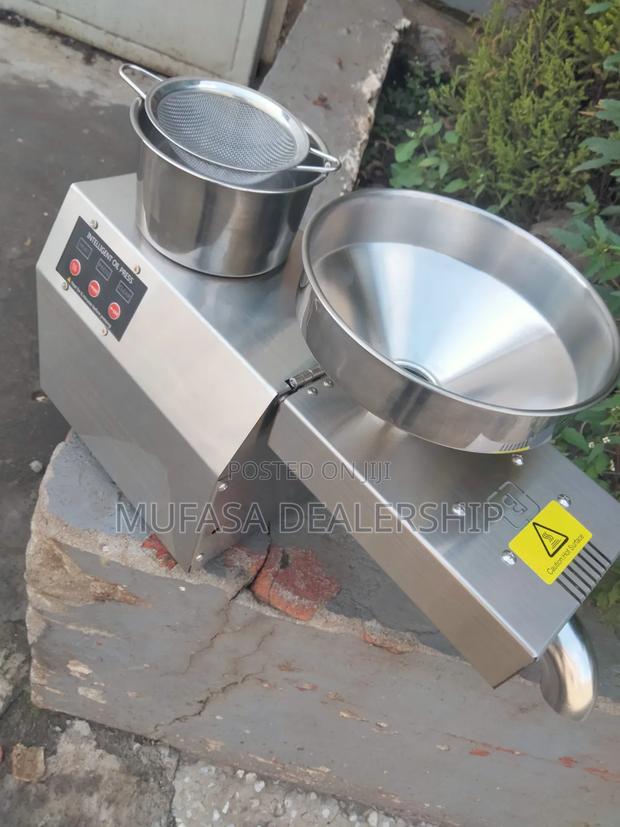 Sunflower Seeds Oil Press Machine - thumbnail 2