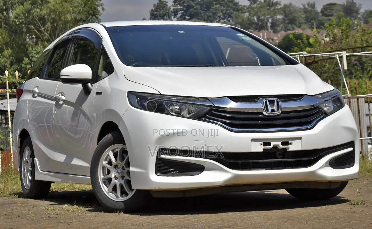 Honda Shuttle 2016 White