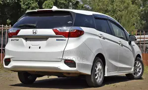 Honda Shuttle 2016 White