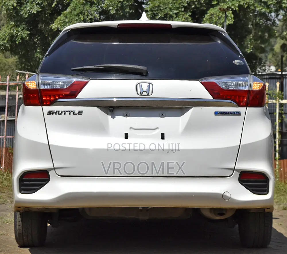 Honda Shuttle 2016 White