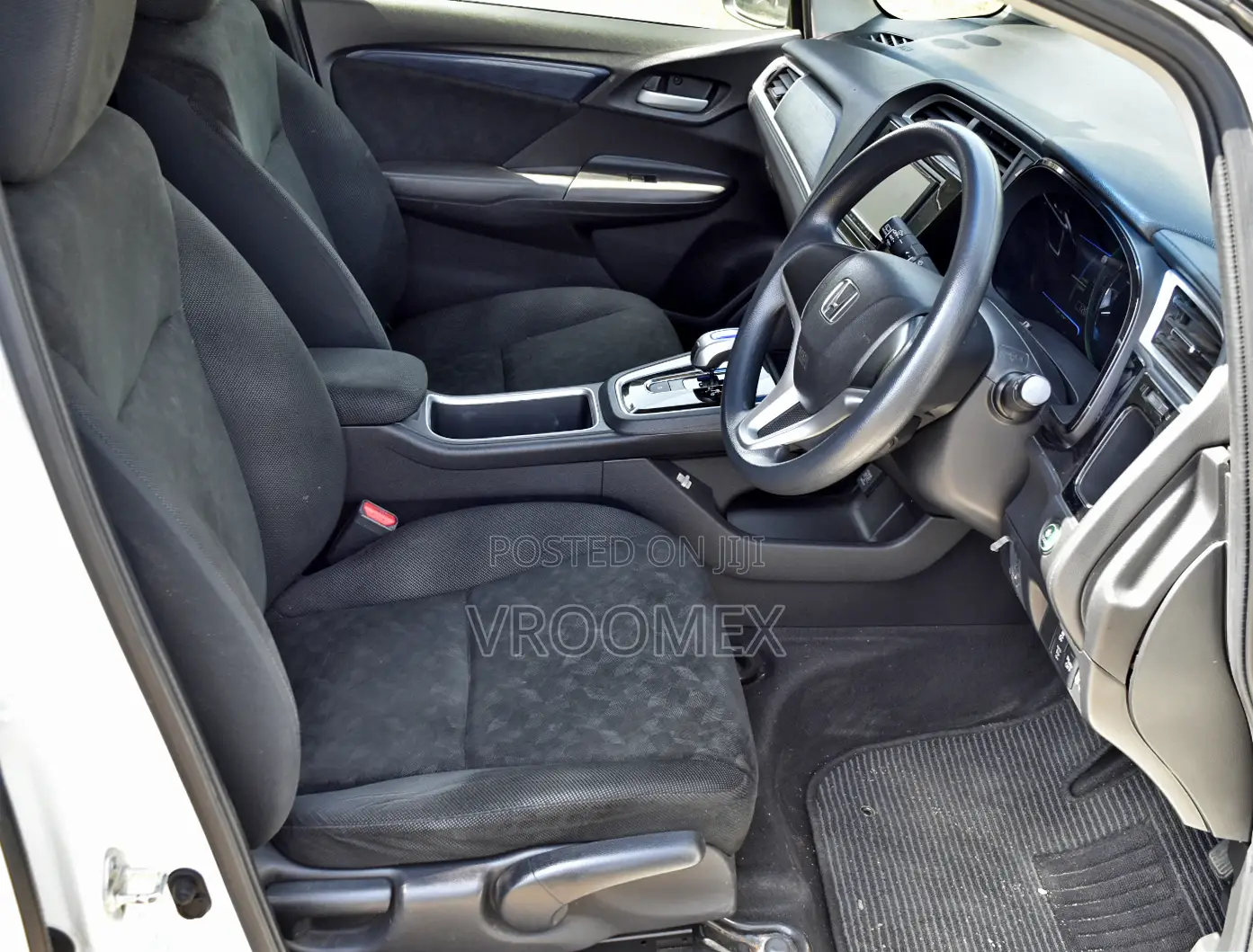 Honda Shuttle 2016 White