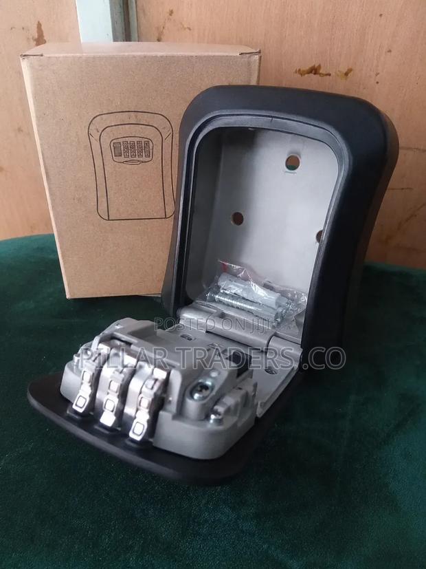 Heavy Duty Key Lock Box With 4-Digit Password – Secure Key Safe Box