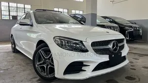 Mercedes-Benz C200 2020 Pearl