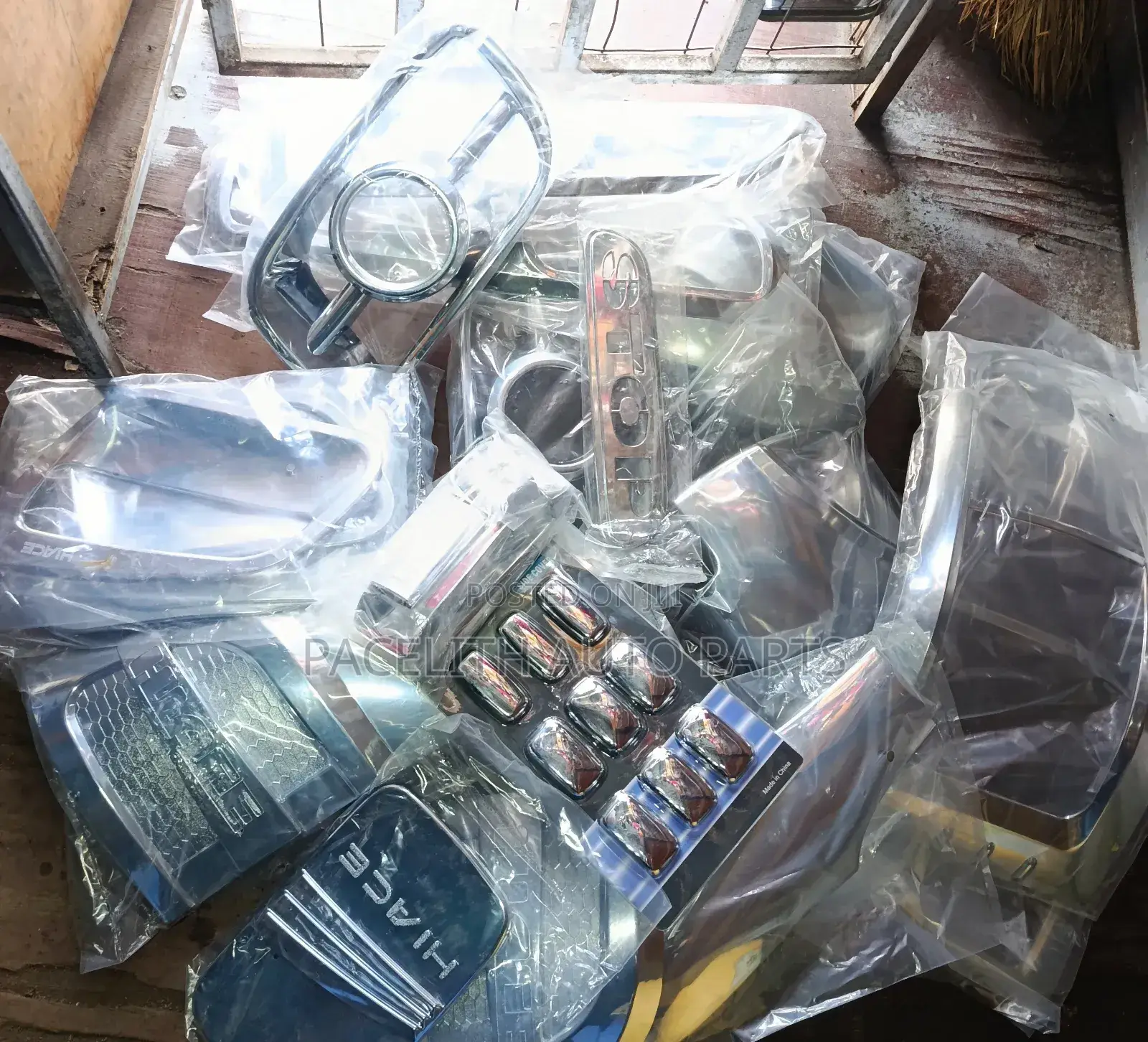 Chrome Kits 7l 2005 / Hiace 2005