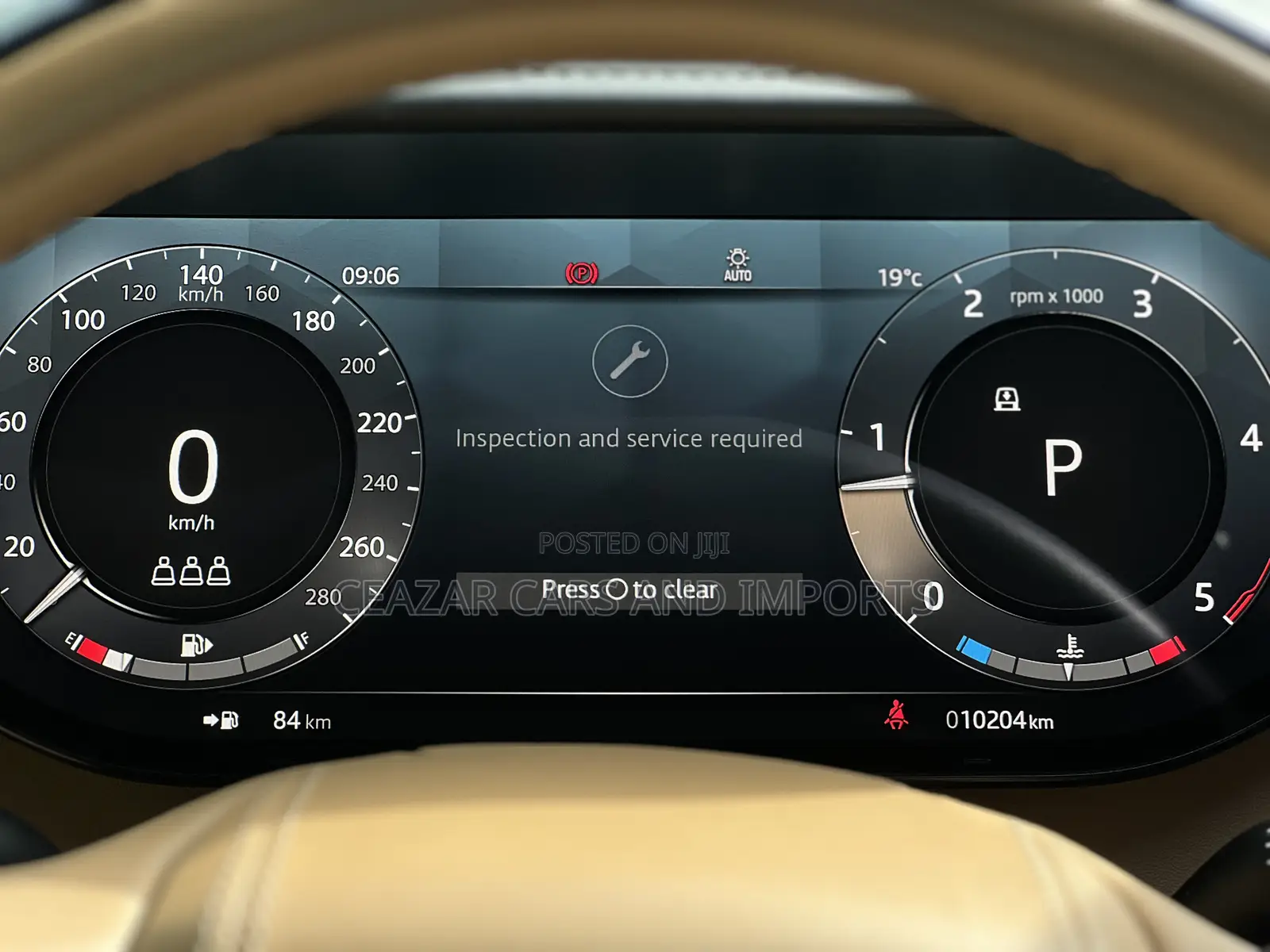 Land Rover Range Rover Vogue 2022 Gold