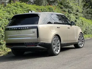 Land Rover Range Rover Vogue 2022 Gold