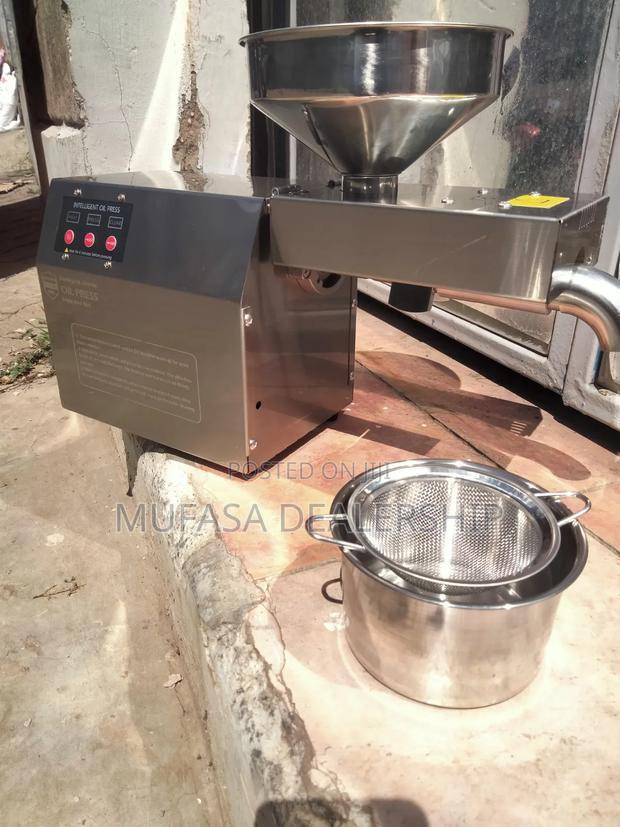 Domestic Oil Extractor/Oil Press