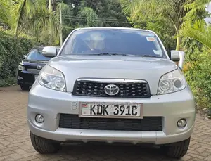 Toyota Rush 1.5 AWD 2016 Silver