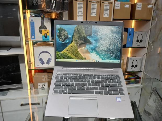 New Laptop HP ZBook 14u G5 8GB Intel Core i7 SSD 256GB