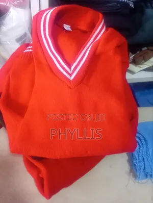 Sweaters in Bulk Available Kimbo