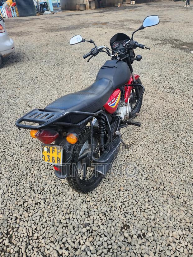 Bajaj Boxer 150 UG 2024 Red - thumbnail 3
