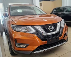 Nissan X-Trail 2.0 Petrol AWD 2019 Gold