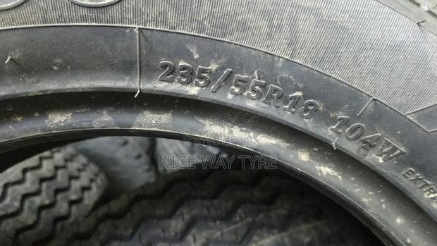 235/55r18 Comforser - thumbnail 2