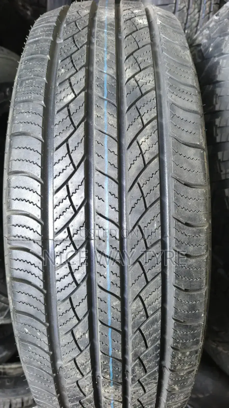 215/70r16 Boto