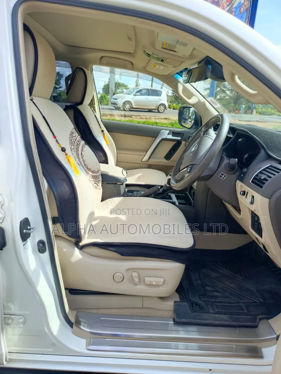 Toyota Land Cruiser Prado 2.7 2019 White