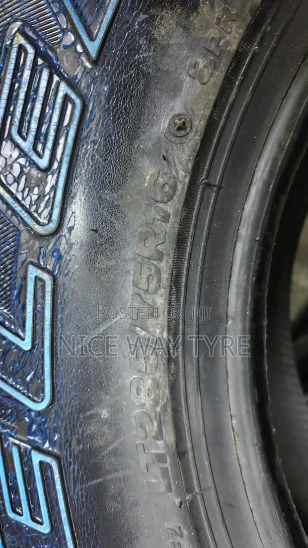 285/75r16 Brigestone - thumbnail 3