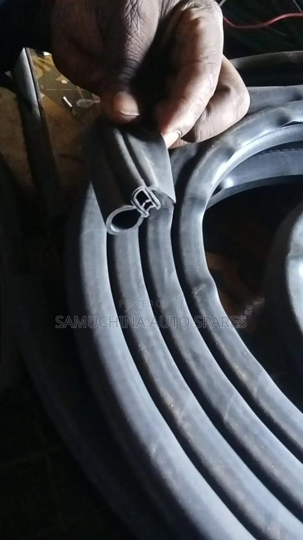 Universal Body Door Rubber Toyota