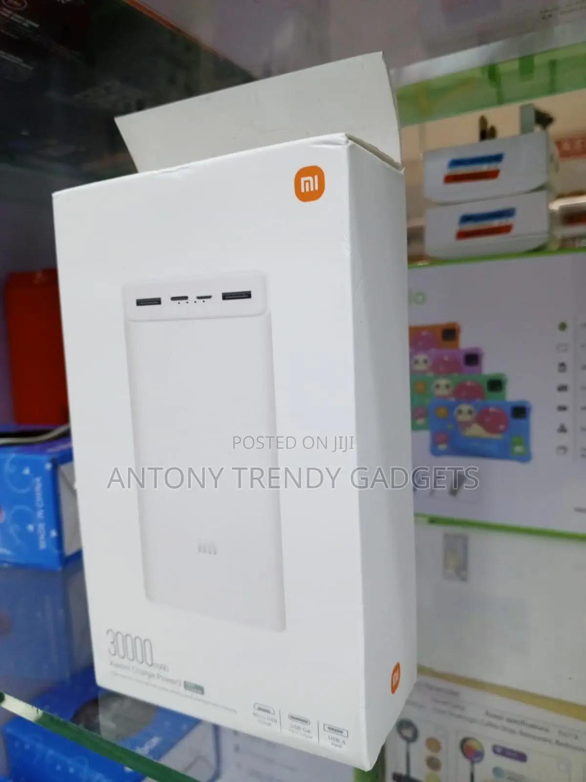 Xiaomi Mi Power Bank 3 With a 30,000mah Capacity and 18w Fast Charging
