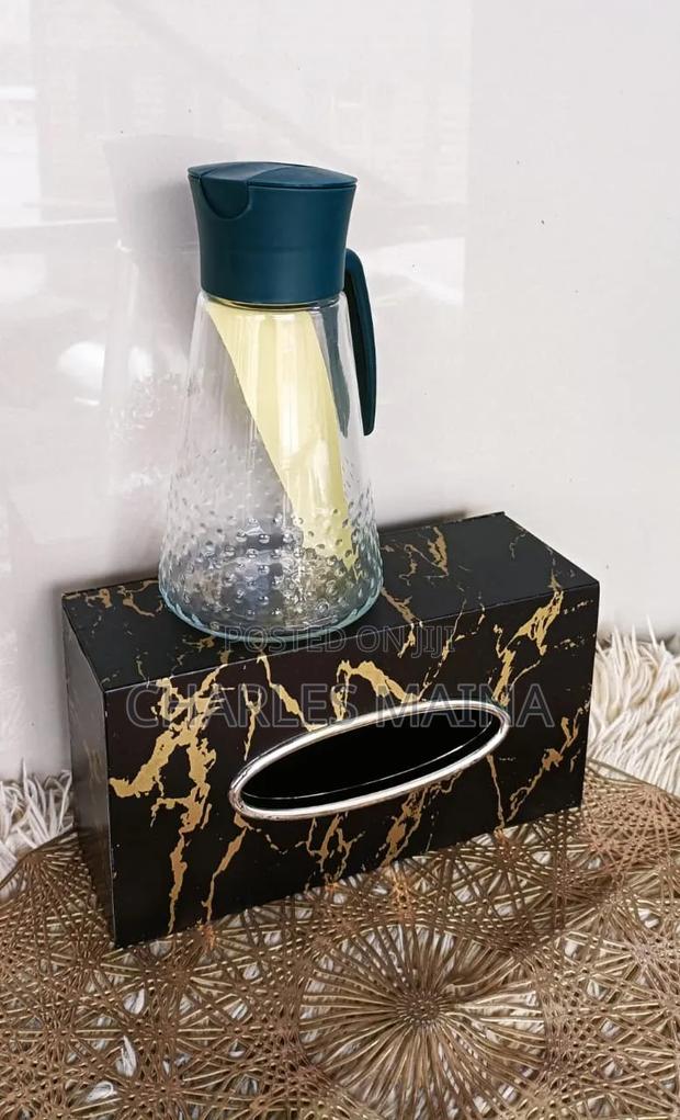 Oil Dispenser - main view