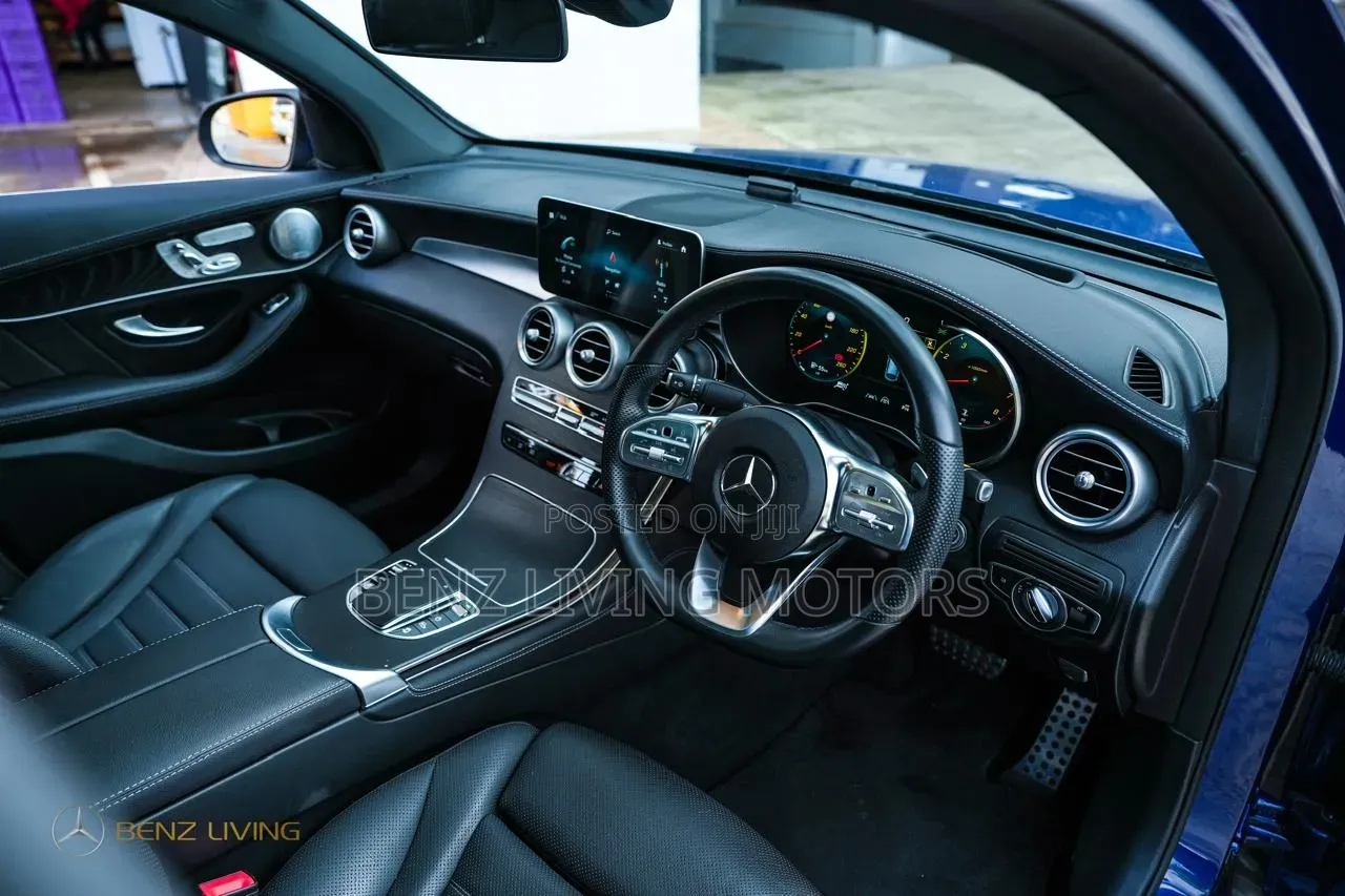 Mercedes-Benz GLC-Class 2019 Blue