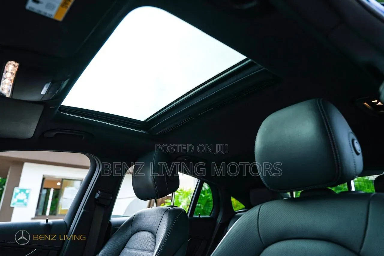 Mercedes-Benz GLC-Class 2019 Blue